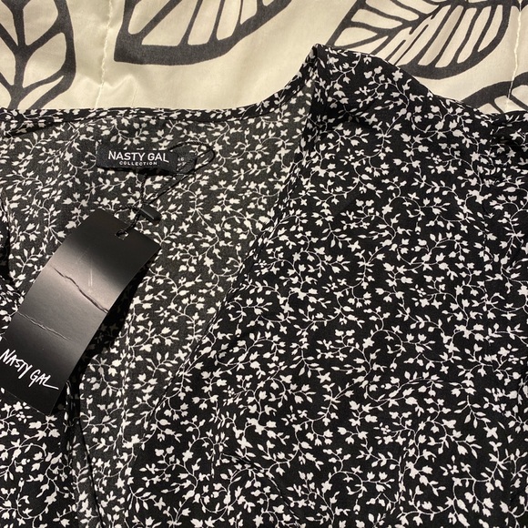 Floral Nasty Gal Blouse - Picture 4 of 4